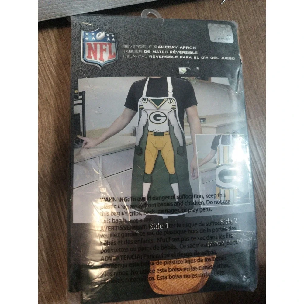 Evergreen Green Bay Packers Game day NFL Reversible Apron Green Yellow 32x27 New